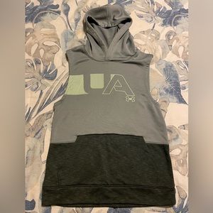 Under Armour Boys Medium Hooded Tank